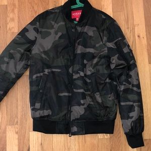 NWOT Guess camo bomber